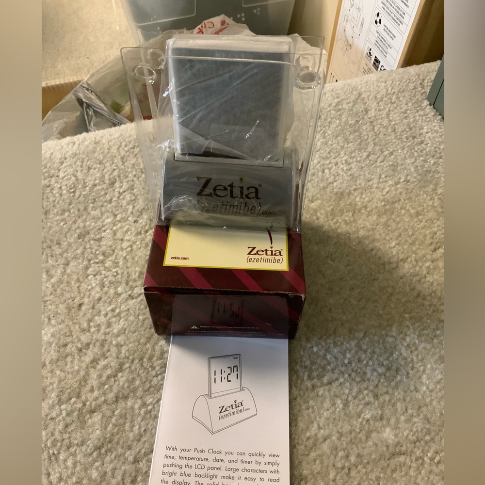 ZETIA Pharmaceutical CLOCK, Still in Original Box -‎ NEW Promo Drug Rep
